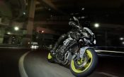 Yamaha MT-10 2016 Action (1)