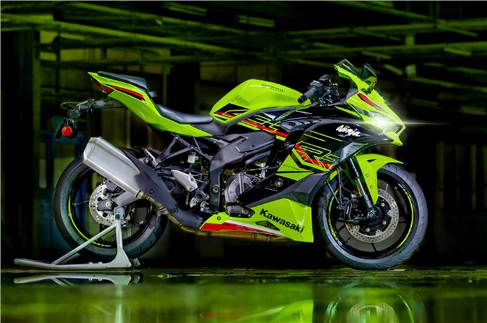 Motor kawasaki ninja zx25r hotsell