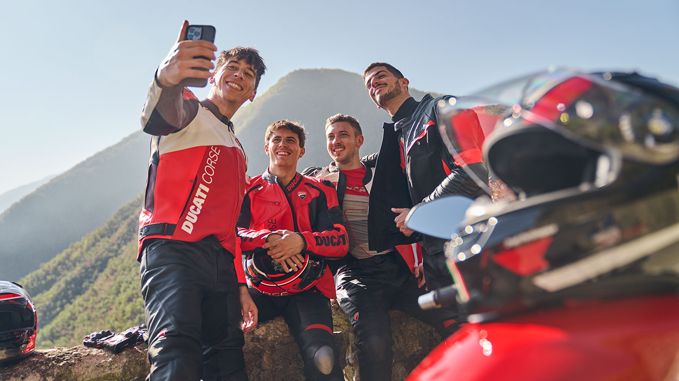 Ducati mit neuer Bekleidungskollektion 1 ducati apparel 2023