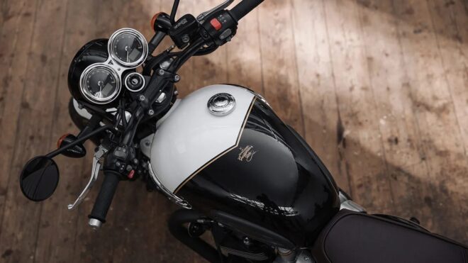 motorcycles-t120-black-dgr-5